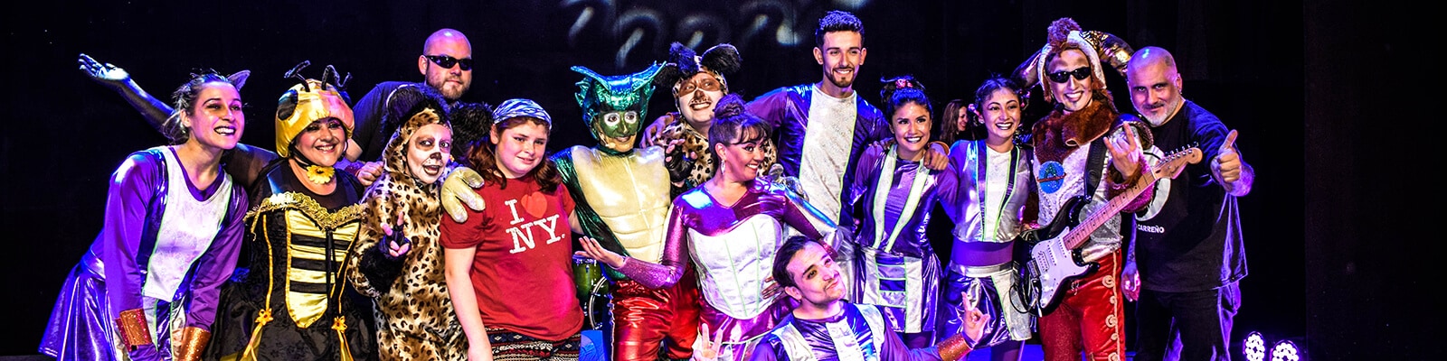 Una nave intergalactica aterrizó en el Teatro del Centro Cultural de Puente Alto.